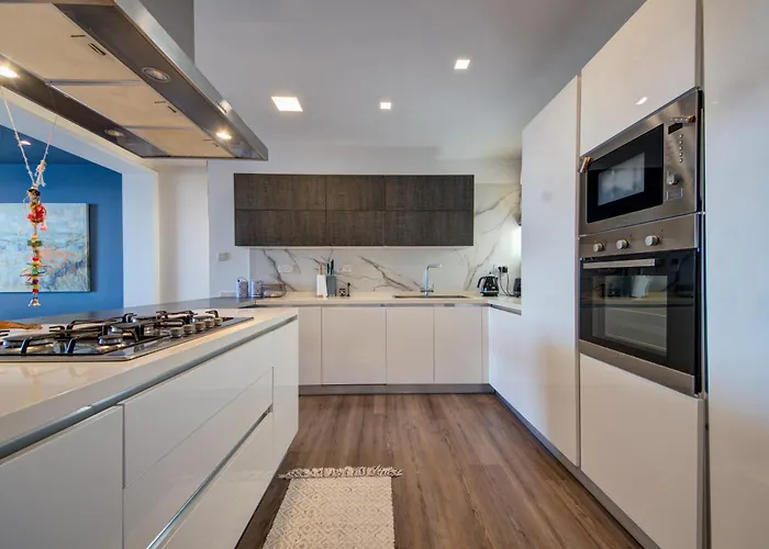 Stunning 3br Xemxija With Breathtaking Views By 360 Estates * セント・ポールズ・ベイ