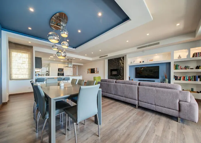 アパート Stunning 3br Xemxija With Breathtaking Views By 360 Estates