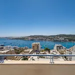 アパート Stunning 3br Xemxija With Breathtaking Views By 360 Estates